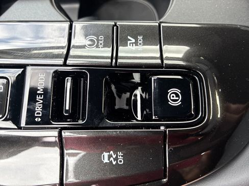 New 2026 Toyota Crown AWD/4WD image 34