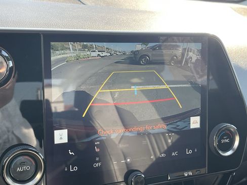 Used 2024 Lexus NX 250 FWD image 33