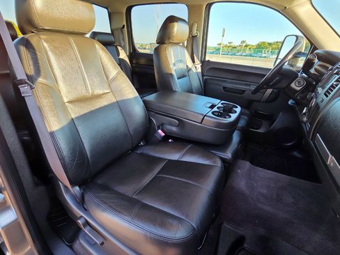 Used 2013 GMC Sierra 2500 SLE w/ SLE Preferred Package image 20