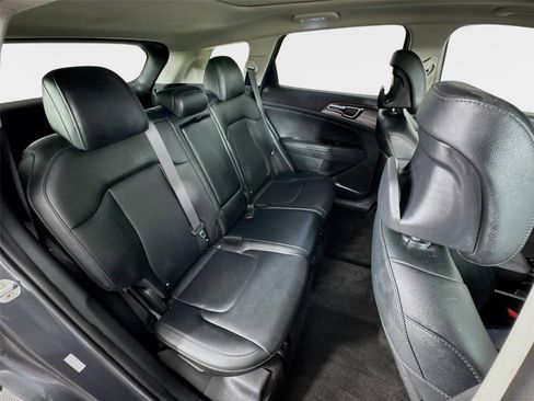 Certified 2023 Kia Sportage SX image 29