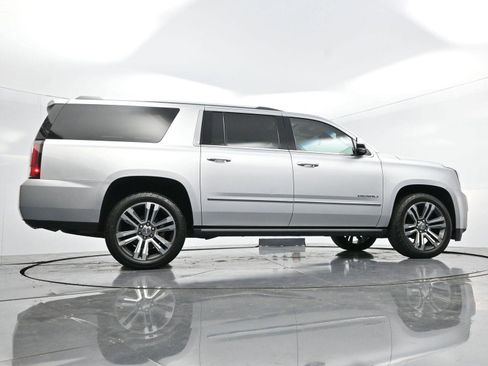 Used 2019 GMC Yukon XL Denali w/ Denali Ultimate Package image 54