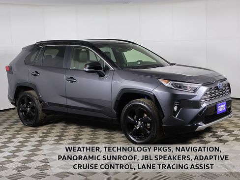 Used 2020 Toyota RAV4 XSE image 1
