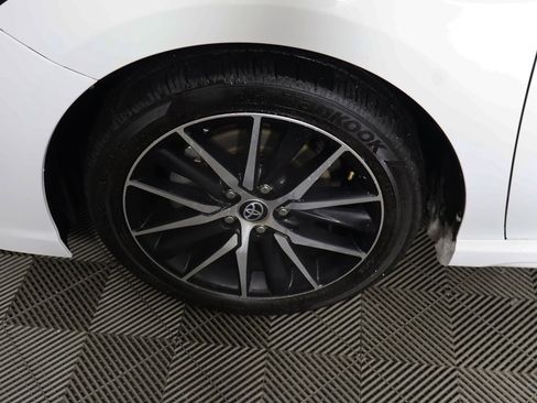 Used 2024 Toyota Camry SE image 17