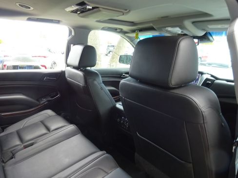 Certified 2019 GMC Yukon XL SLT w/ Open Road Package RWD image 22