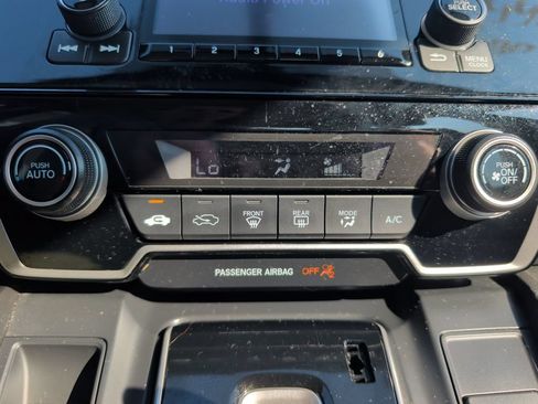 Used 2018 Honda CR-V LX image 15