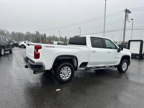 Certified 2025 Chevrolet Silverado 3500 LT w/ Safety Package image 8