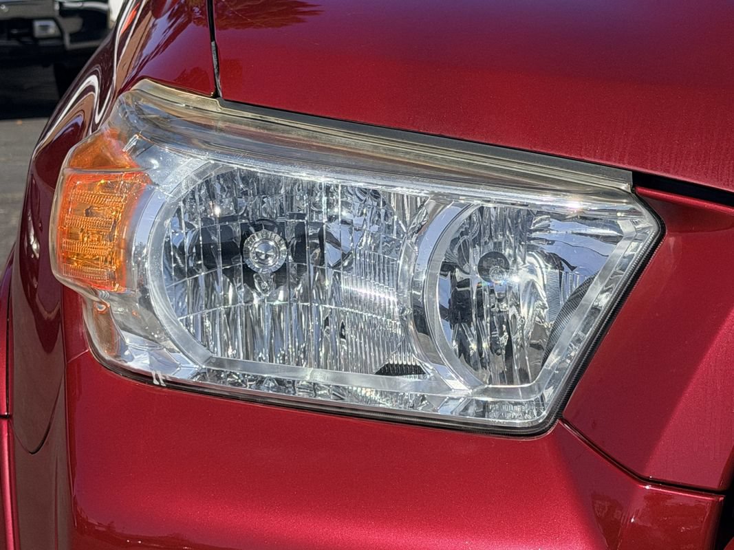 Used 2012 Toyota 4Runner SR5 w/ Convenience Pkg AWD/4WD image 9