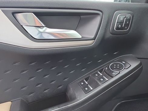 Certified 2020 Ford Escape SEL image 14