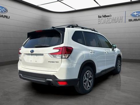 Used 2024 Subaru Forester Premium AWD/4WD image 5