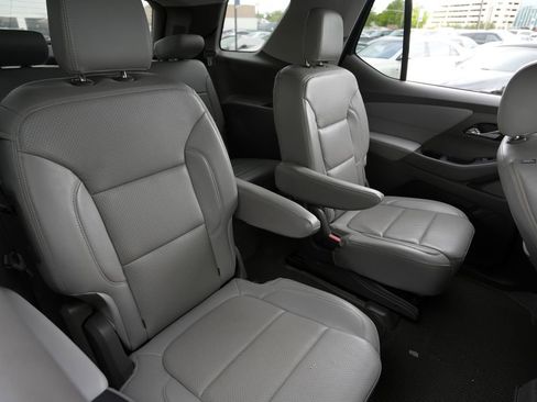 Used 2018 Chevrolet Traverse LT AWD/4WD image 25