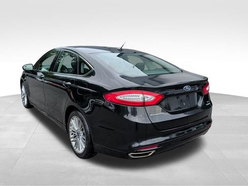 Used 2014 Ford Fusion SE w/ Equipment Group 202A FWD image 3