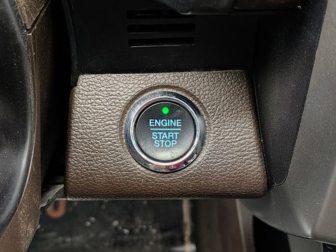 Used 2017 Ford F350 King Ranch w/ FX4 Off-Road Package image 57