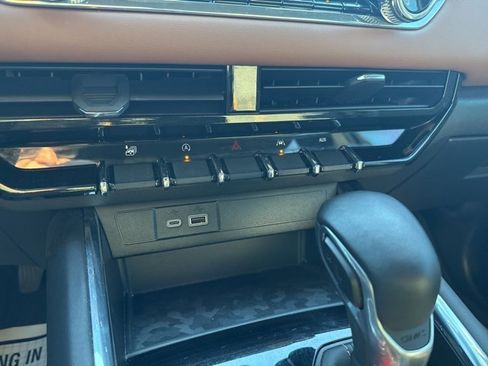 Certified 2024 GMC Canyon AT4 w/ Technology Package image 42