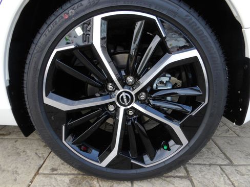 New 2026 Nissan Altima 2.5 SR FWD image 12
