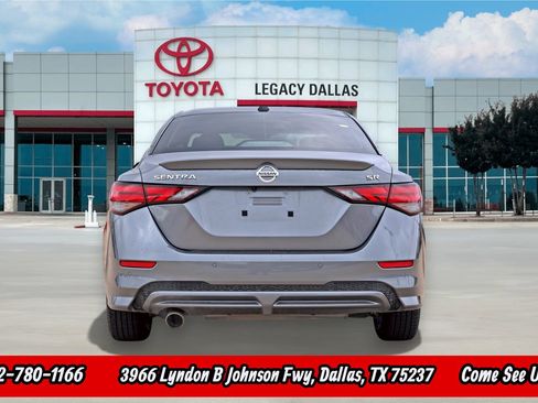 Used 2023 Nissan Sentra SR w/ Electronics Package image 8