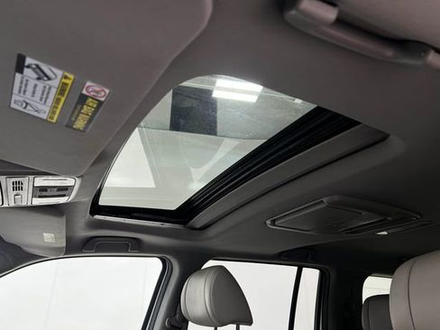 Used 2012 Honda Pilot EX-L image 11