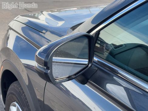 Used 2025 Honda CR-V LX image 7