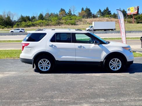 Used 2012 Ford Explorer XLT AWD/4WD image 6