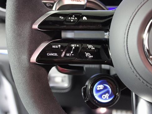 Certified 2025 Mercedes-Benz GLE 53 AMG 4MATIC Coupe image 19