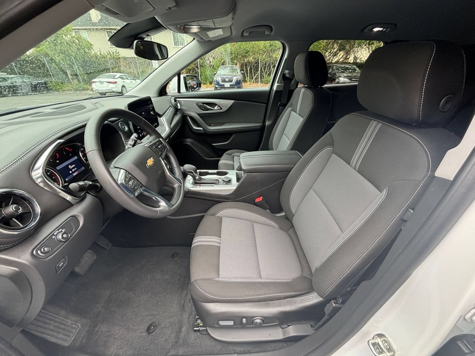 Used 2026 Chevrolet Blazer LT FWD image 27