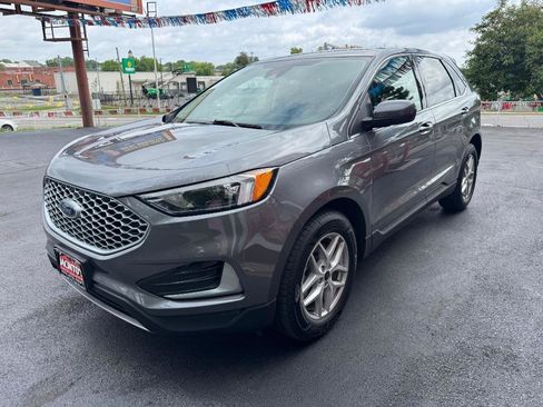 Used 2024 Ford Edge SEL w/ Cargo Accessory Package AWD/4WD image 5