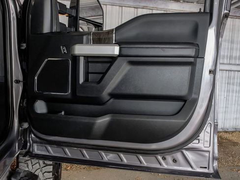 Used 2021 Ford F250 Lariat w/ Lariat Ultimate Package image 45