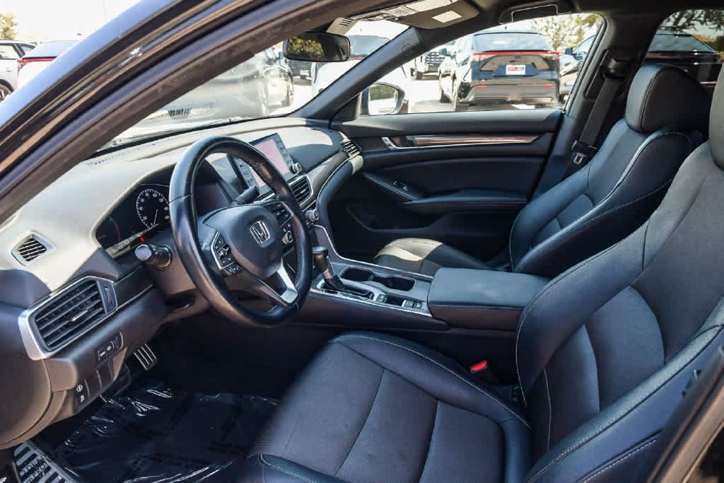 Used 2019 Honda Accord Sport image 16