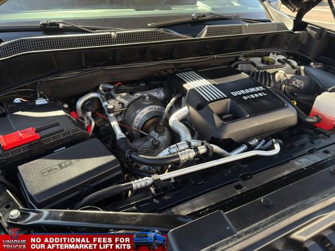 Used 2024 Chevrolet Silverado 1500 LTZ AWD/4WD image 16