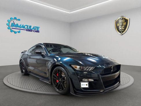 Used 2020 Ford Mustang Shelby GT500 w/ Technology Package RWD image 7