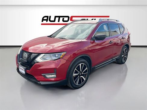 Used 2017 Nissan Rogue SL w/ SL Premium Package image 3