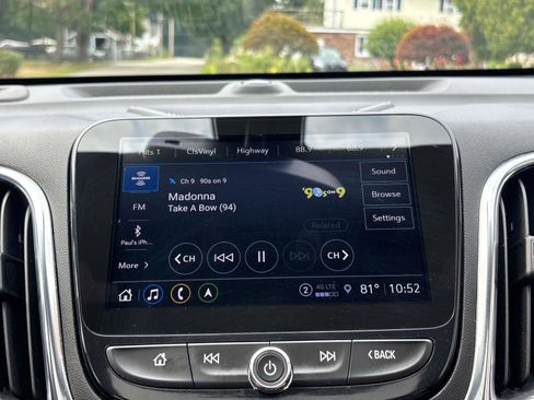 Used 2022 Chevrolet Equinox Premier image 22