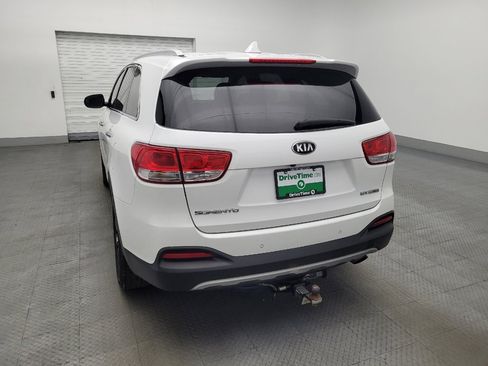 Used 2018 Kia Sorento EX image 6