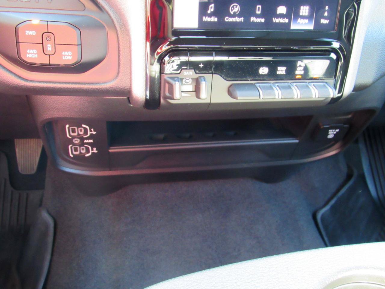 Used 2026 RAM 3500 Tradesman AWD/4WD image 27