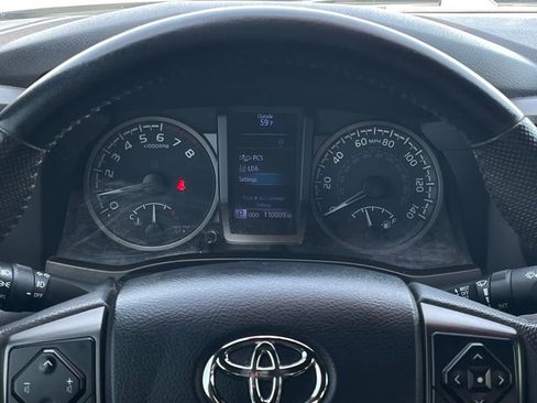Used 2020 Toyota Tacoma TRD Sport w/ Technology Package RWD image 16