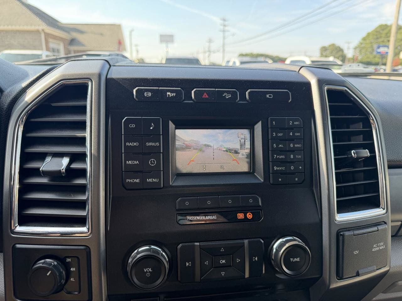 Used 2018 Ford F350 XLT w/ XLT Value Package AWD/4WD image 16