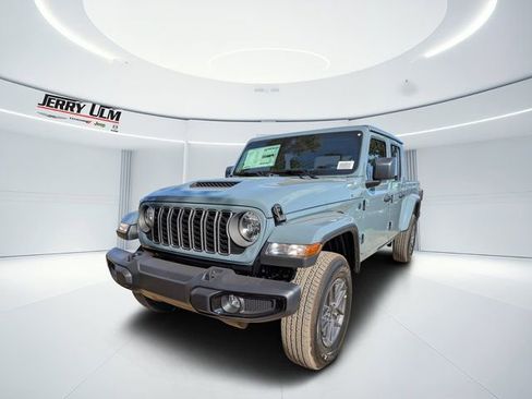 New 2026 Jeep Gladiator Sport image 6