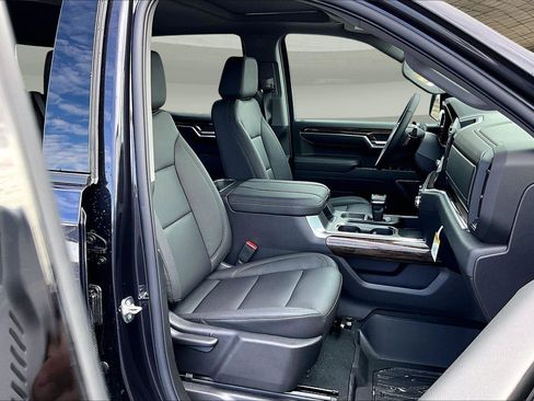 New 2026 GMC Sierra 1500 Elevation w/ Elevation Premium Package image 12