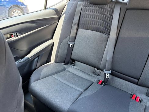Used 2025 Toyota Camry LE FWD image 38