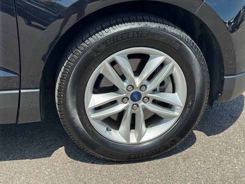 Used 2016 Ford Edge SEL w/ Equipment Group 201A AWD/4WD image 10