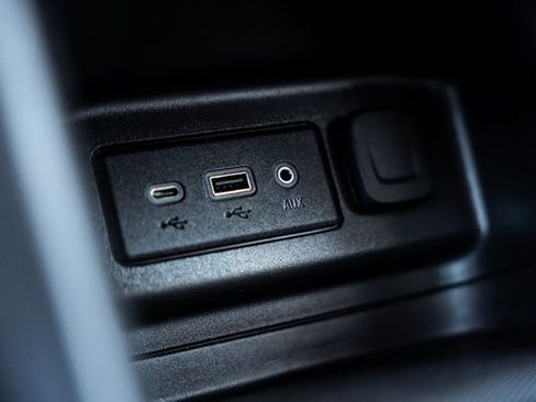 Used 2023 Chevrolet Equinox LT image 22