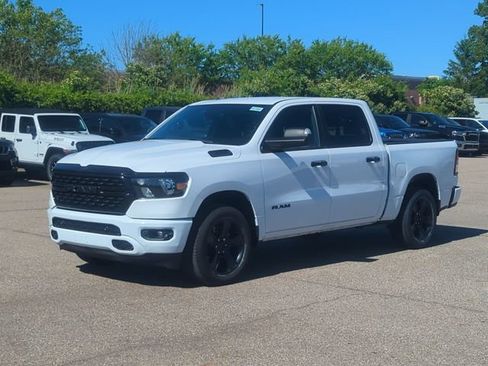 Used 2024 RAM 1500 Big Horn AWD/4WD image 7
