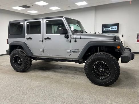 Used 2015 Jeep Wrangler Unlimited Sport w/ Quick Order Package 24S image 12