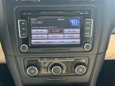 Used 2013 Volkswagen Jetta TDI image 17