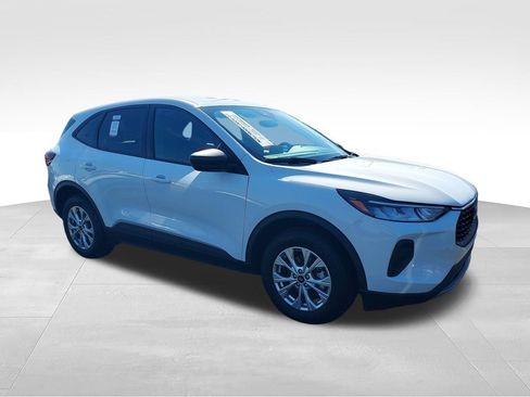 Used 2025 Ford Escape Active AWD/4WD image 7