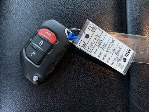 Used 2023 Jeep Wrangler Unlimited Rubicon image 37