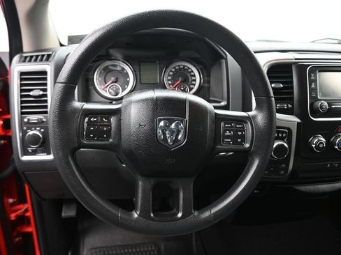 Used 2018 RAM 1500 Classic SLT AWD/4WD image 15