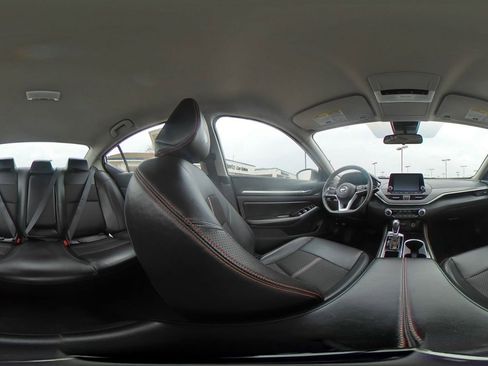 Used 2025 Nissan Altima 2.5 SR image 43