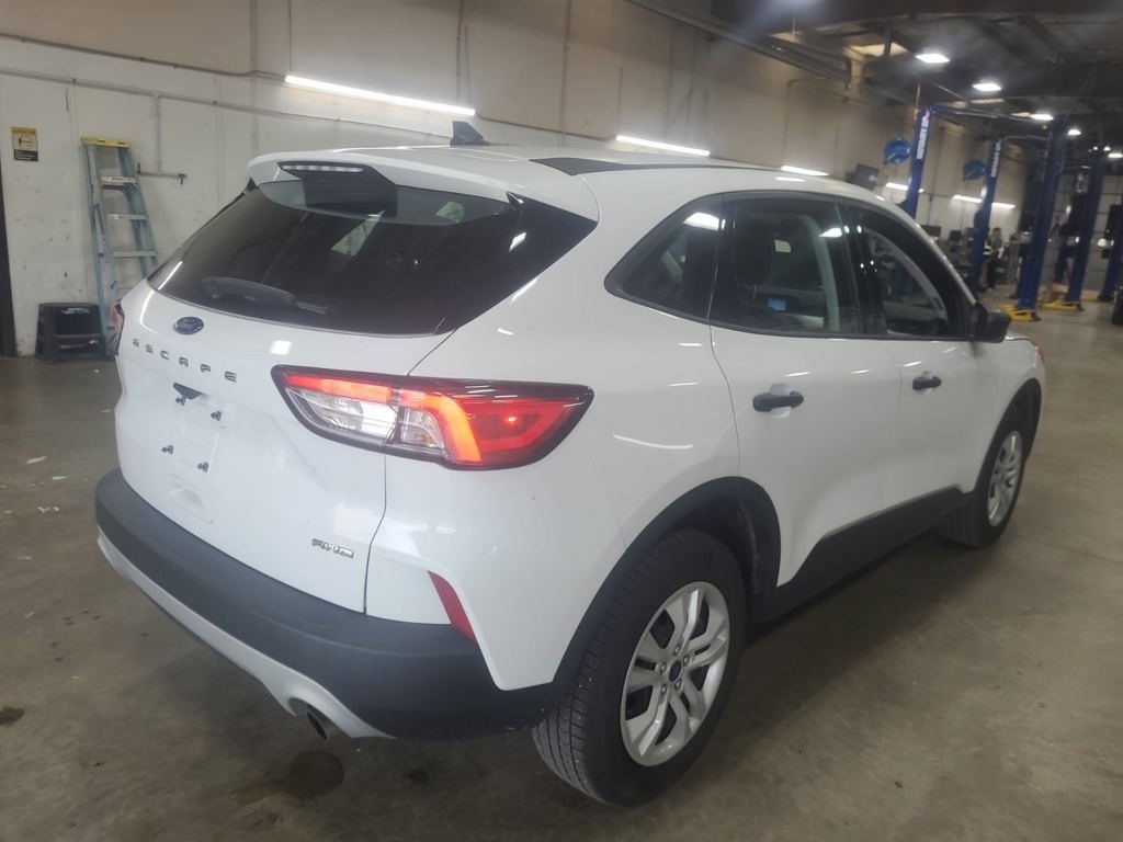 Used 2022 Ford Escape S AWD/4WD image 5