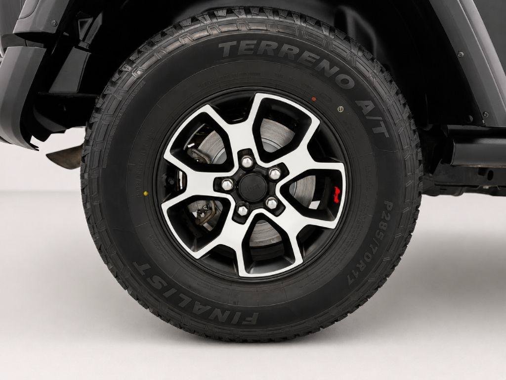 Used 2021 Jeep Wrangler Unlimited Rubicon w/ Cold Weather Group AWD/4WD image 32