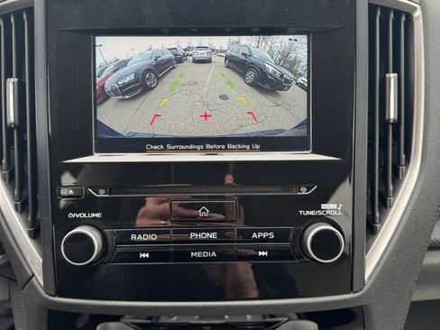 Used 2019 Subaru Forester Premium image 20